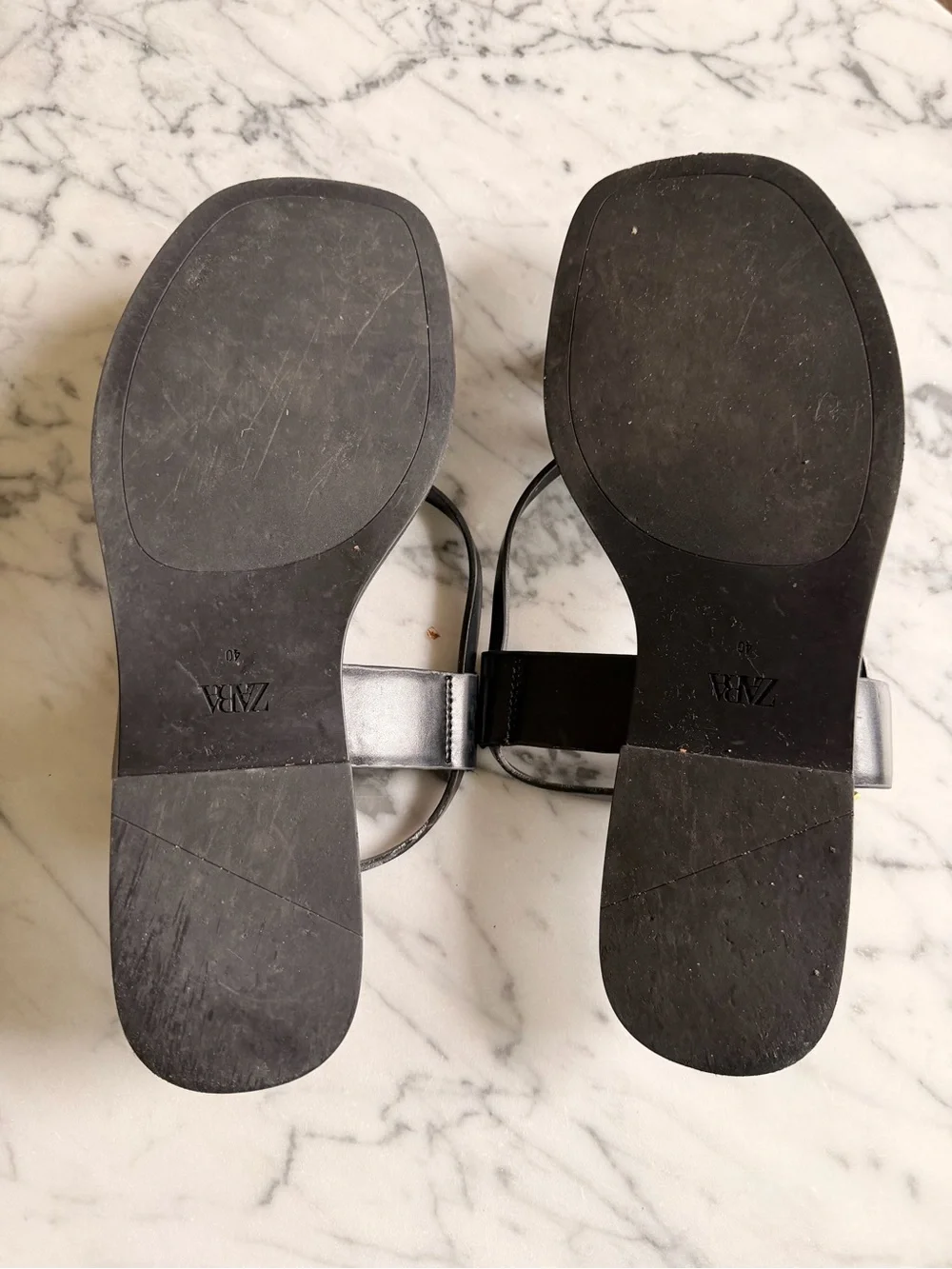 Zara Black Leather Flat Sandals with Gold Accent - Picture 3 of 4